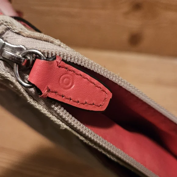 Coach Legacy Signature Crossbody - Picture 6 of 16